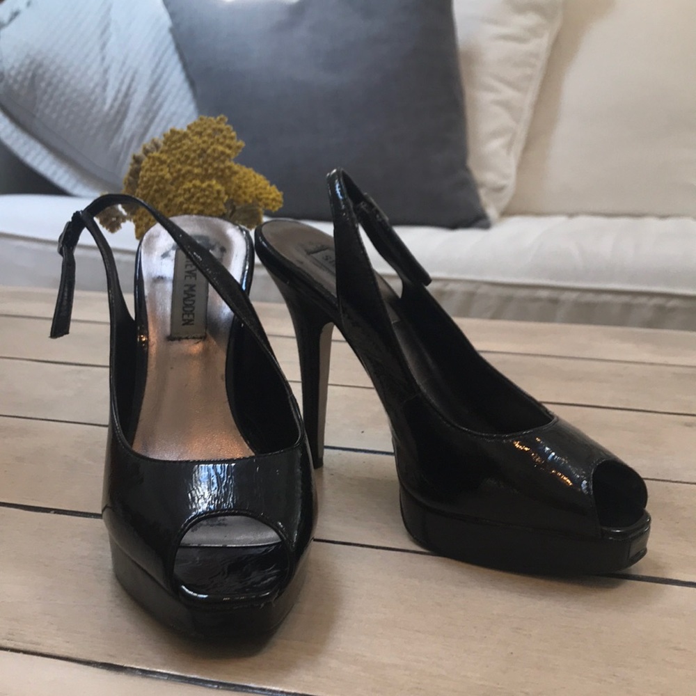 Steve Madden platinum pump women 6.5
